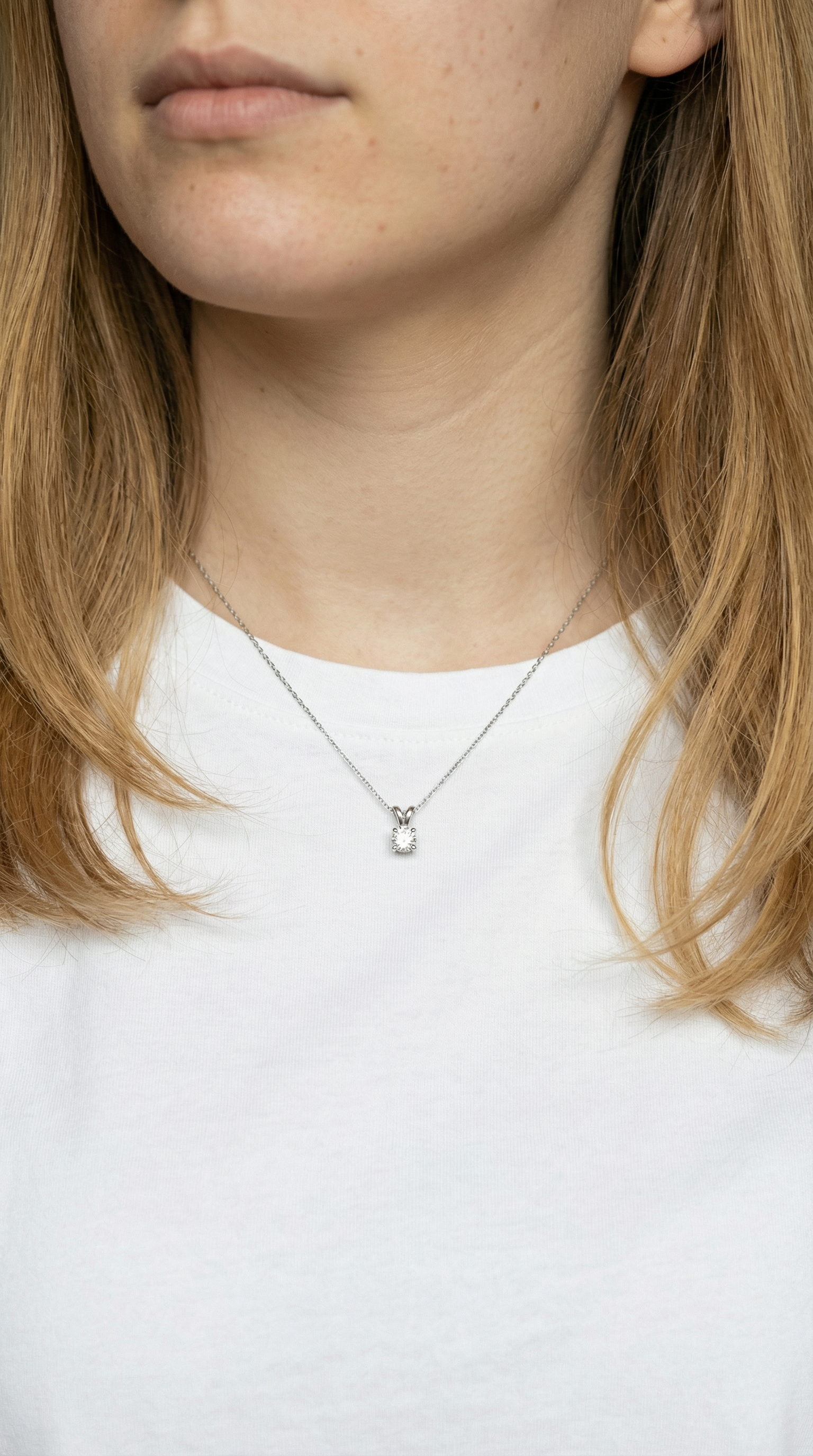 Round Solitaire Diamond Pendant